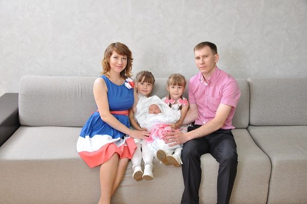 участковый Ильдар Медведев с семьей